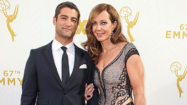allison janney career allison janney reveals leaving career for a boyfriend on allison janney career allison janney reveals leaving career for a boyfriend on